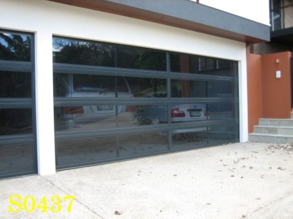 Sectional-Garage-Door-00010